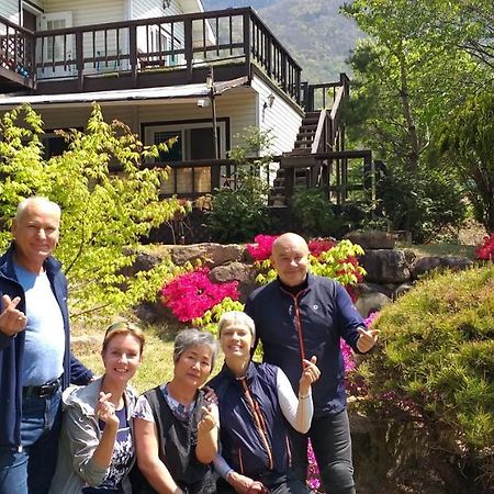 Chamjoeun Pension Chech'ŏn Exteriör bild
